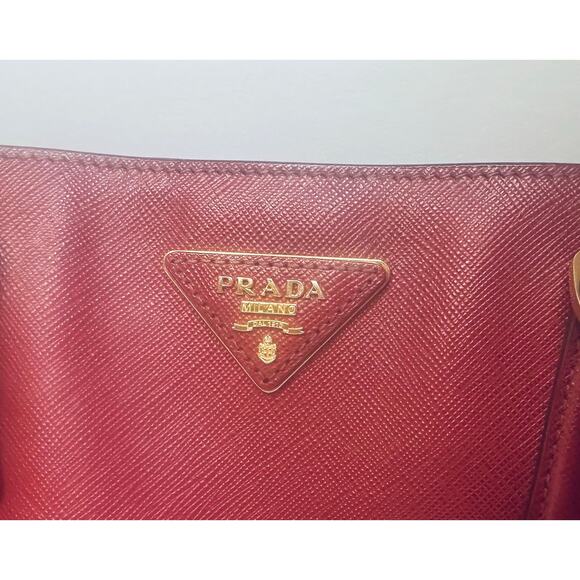 Authentic Prada Saffiano Red Leather Large Tote with Dust Bag - Picture 3 of 15